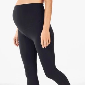 Fabletics maternity yoga pants/leggings. Black. Size LARGE
